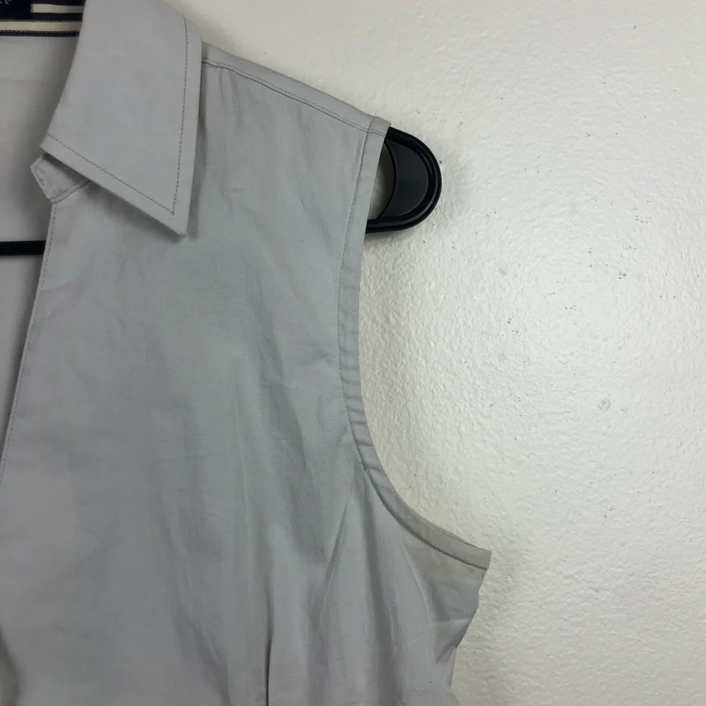 Burberry London Button Up Vest - Picture 3 of 10